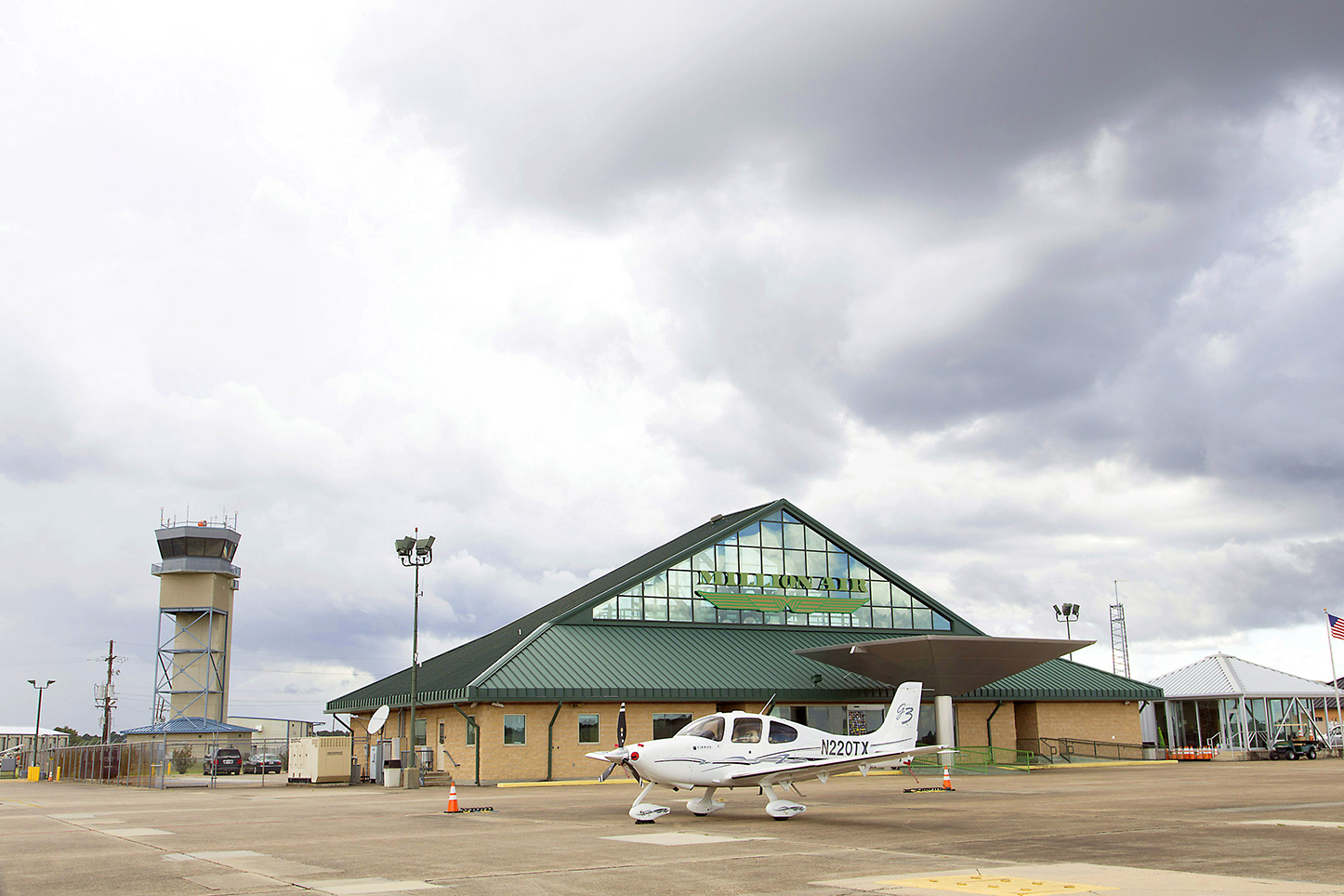 LOCATION, LOCATION: Tenant Million Air has benefited from the airport’s central location to provide a re-fueling point for commercial, private and military aircraft from across the country. Photo by Don Kadair.