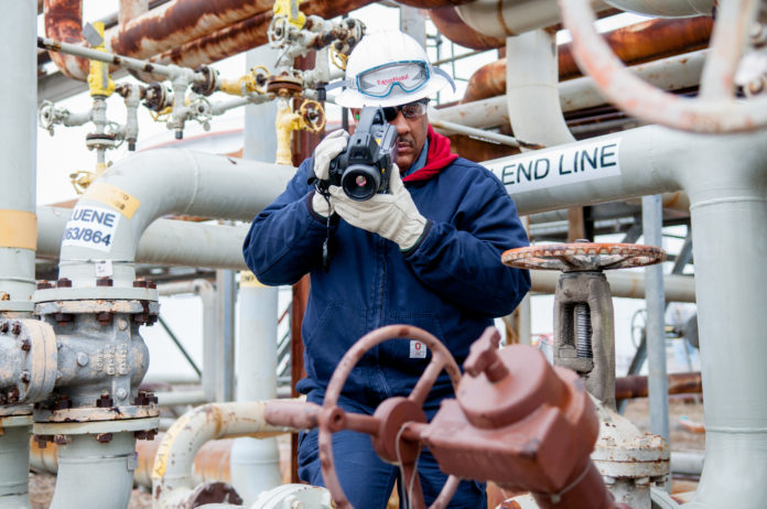 Tim Crockett detecting leak
